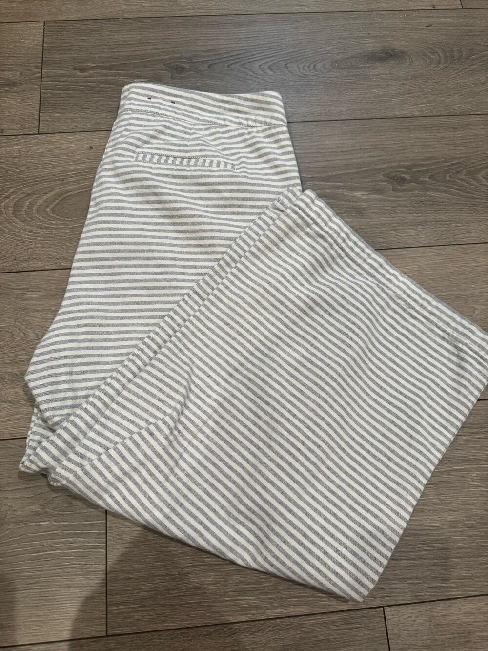 Merona Blue & White Striped Wide Leg Cropped Pants Size 12